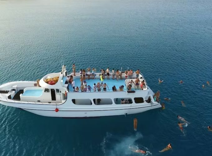 Santa Napa “Chill & Relax Cruise”